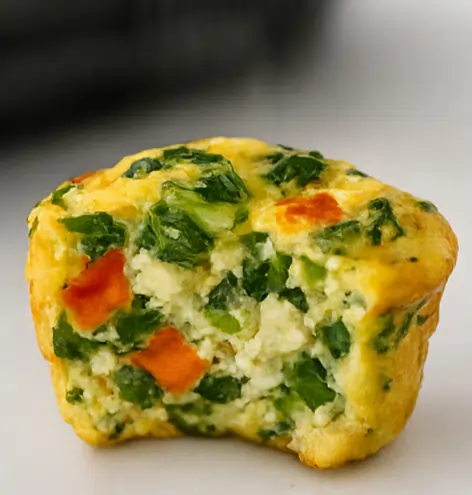 Egg White Muffins with Spinach, Bell Peppers, and Feta