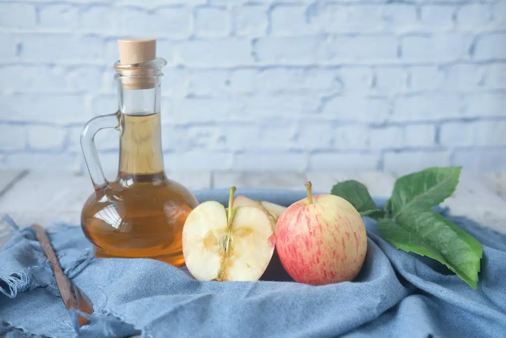 Apple cider vinegar (ACV) is well-known for its ability to fight bacteria and help balance pH in the mouth